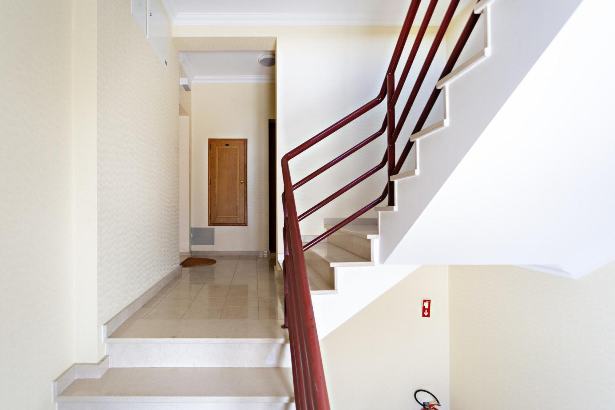 Terrace Apartment *